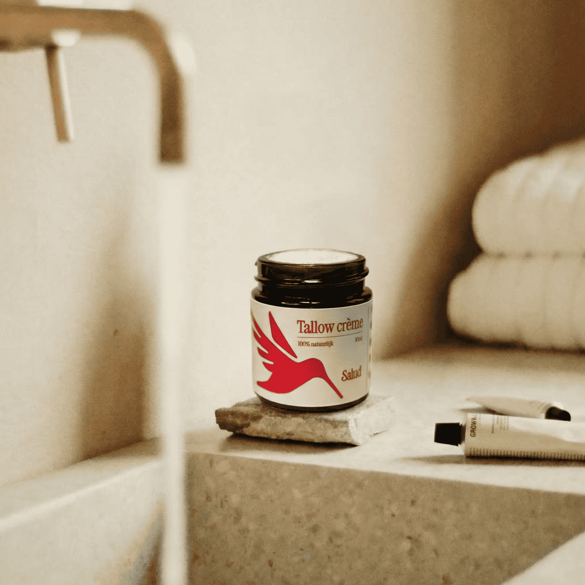 Salud Tallow Crème in badkamer – handgemaakte gezichtscrème op basis van grasgevoerde tallow